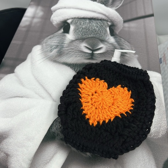 Crochet Heart Cup Sleeve - Picture 6 of 7